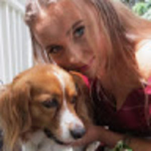 Meet your Posher, Hollee